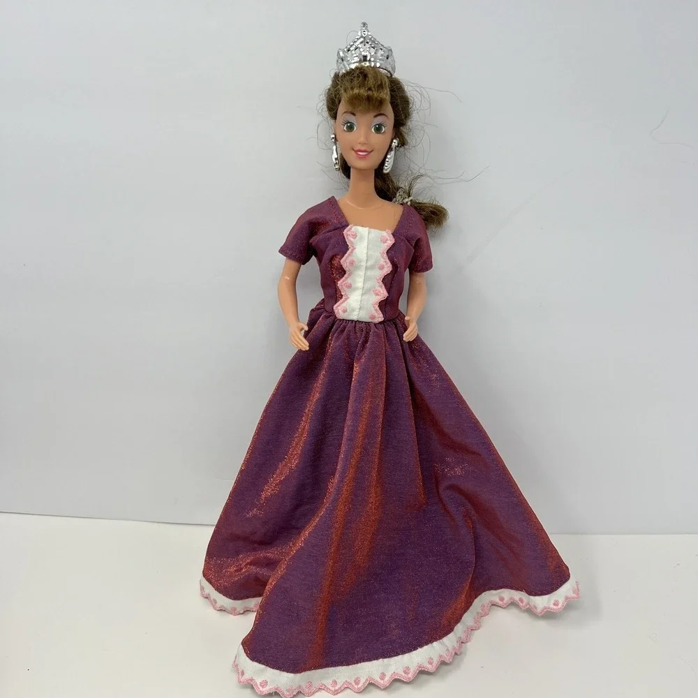 Miss America Doll Pageant 1991 Kenner Gown Crown Earrings Collectible Fashion